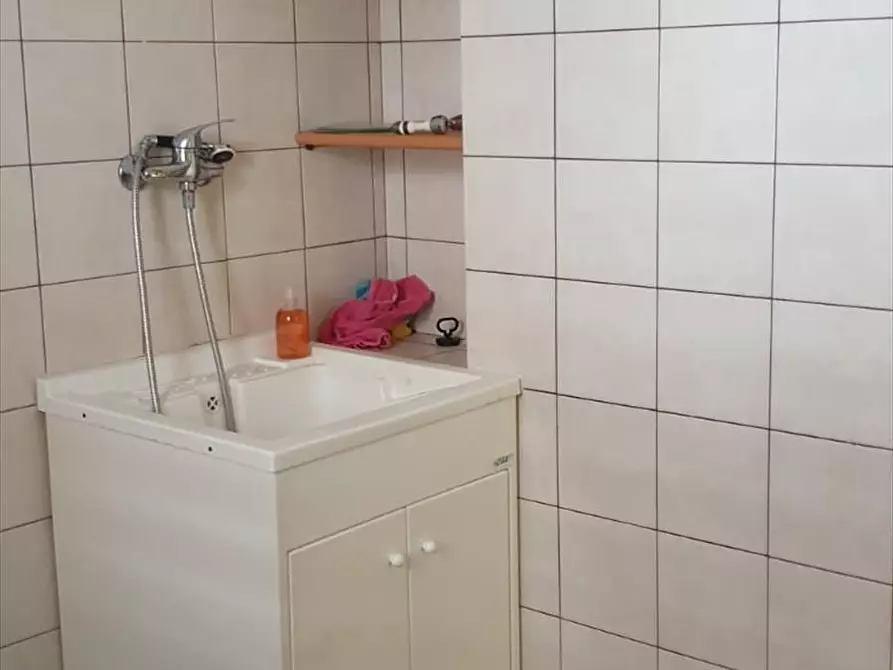 Immagine 12 di Appartamento in vendita  a Taurianova