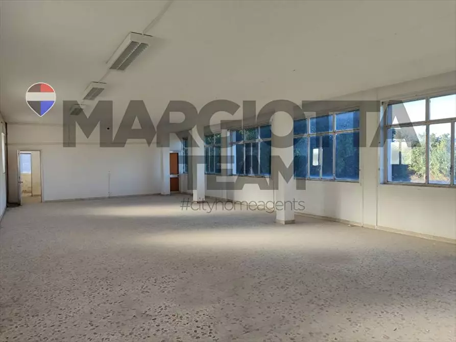 Immagine 5 di Locale commerciale in affitto  in SS 192 KM 79 a Misterbianco