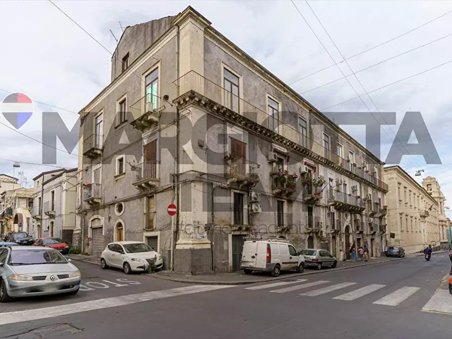Immagine 1 di Appartamento in vendita  in via Vittorio Emanuele 356 a Catania