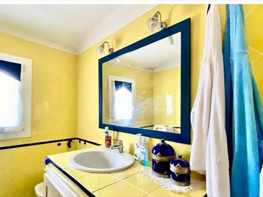 Immagine 13 di Casa indipendente in vendita  a Andora