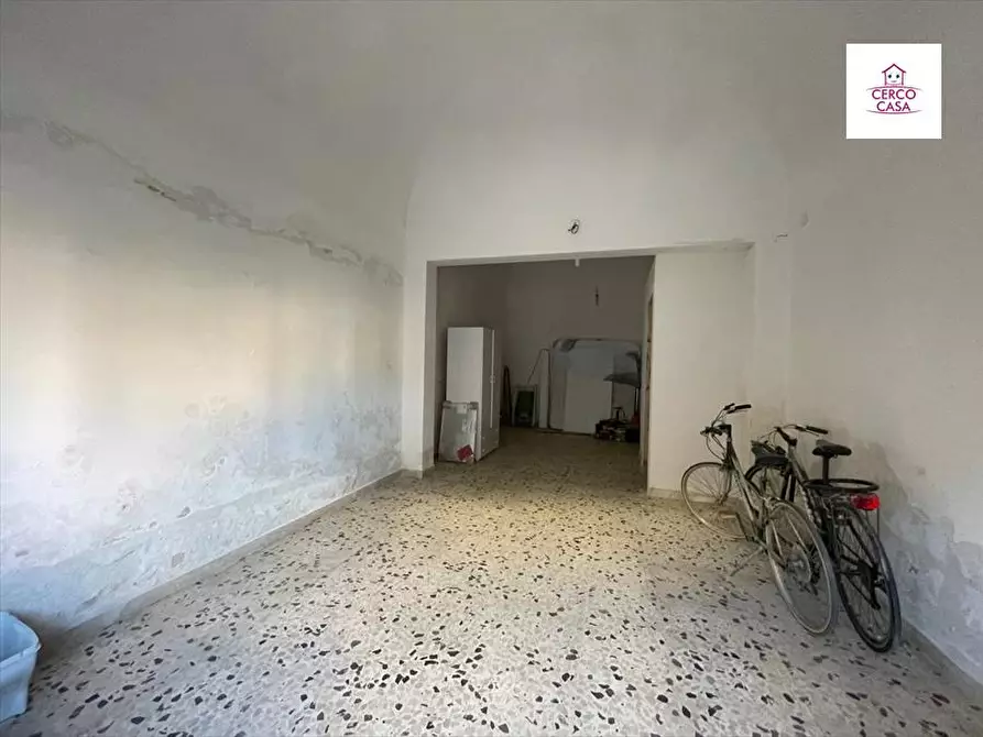 Immagine 7 di Locale commerciale in vendita  in via orti a Trapani