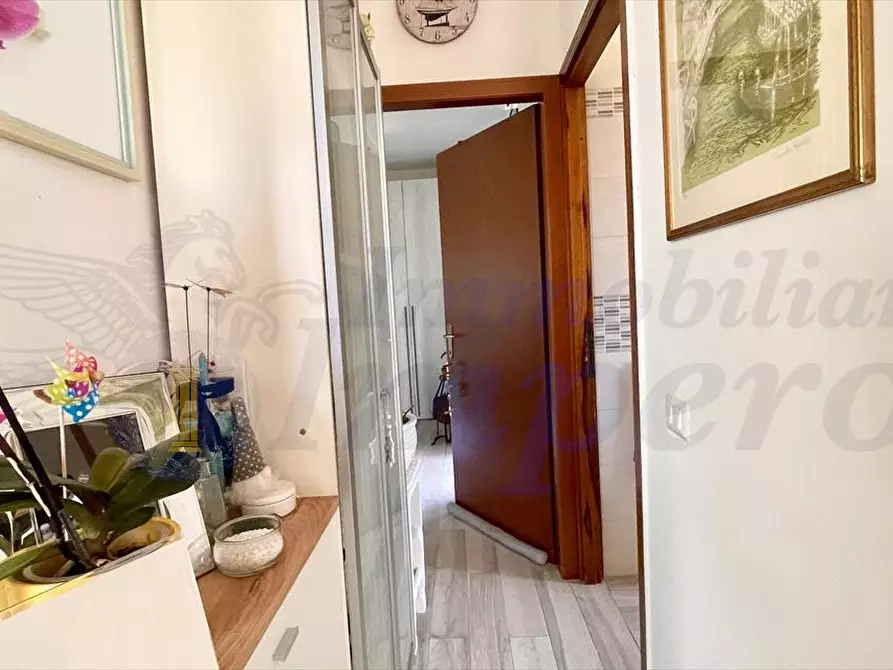 Immagine 11 di Casa indipendente in vendita  a Ardea