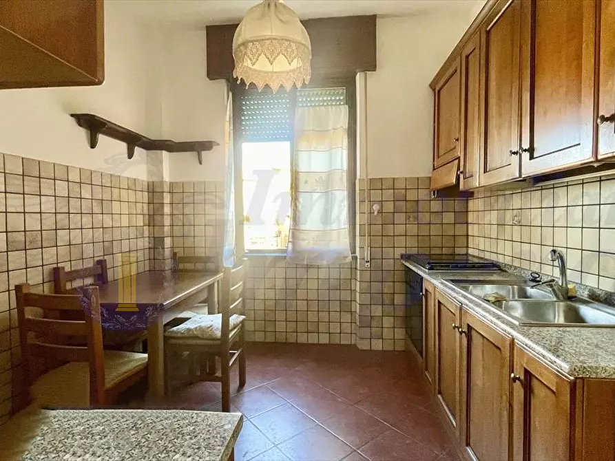 Immagine 11 di Appartamento in vendita  in Via Zara 2 a Pomezia