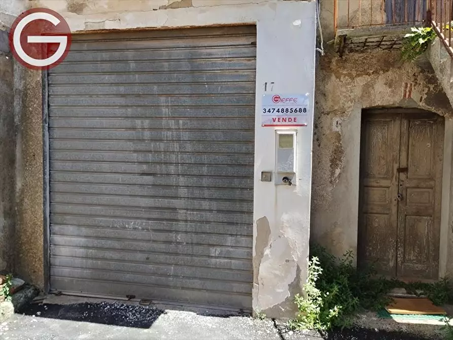 Immagine 2 di Garage in vendita  a Cittanova