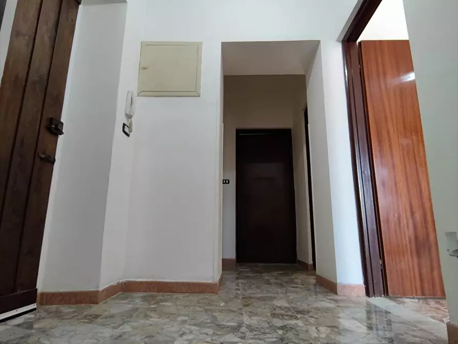 Immagine 8 di Appartamento in affitto  a Taurianova