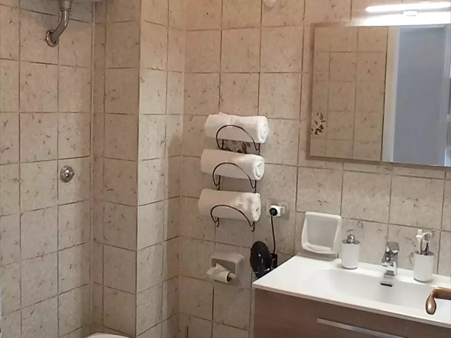 Immagine 7 di Appartamento in affitto  a Sant'ilario Dello Ionio