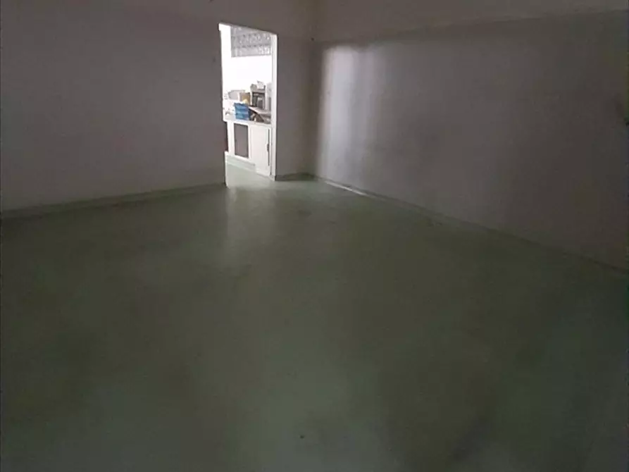 Immagine 5 di Attività commerciale in affitto  a Taurianova