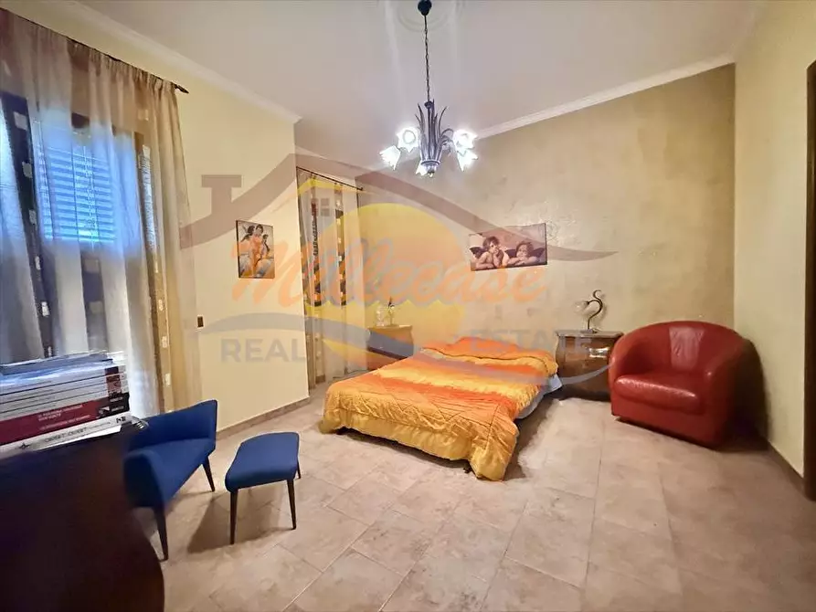 Immagine 15 di Villa in vendita  in viale Garrone a Siracusa
