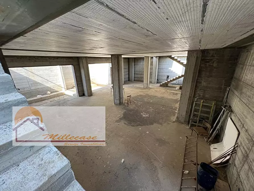 Immagine 2 di Villa in vendita  in VIALE EPIPOLI a Siracusa