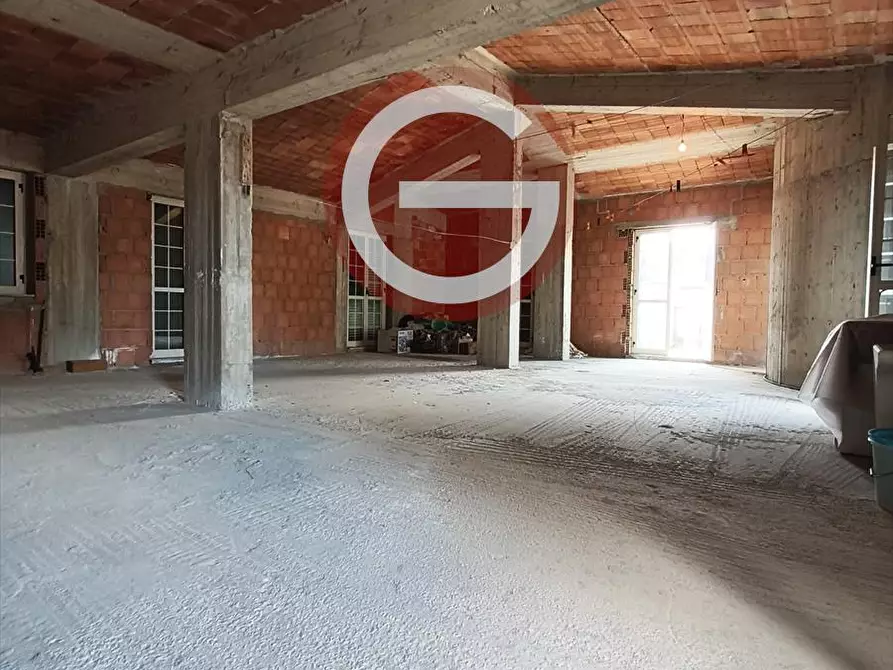 Immagine 12 di Villa in vendita  a Anoia
