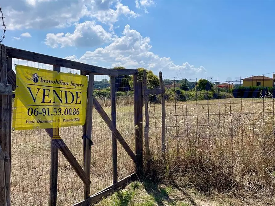 Immagine 4 di Terreno edificabile in vendita  in Via Dei Gladioli a Ardea