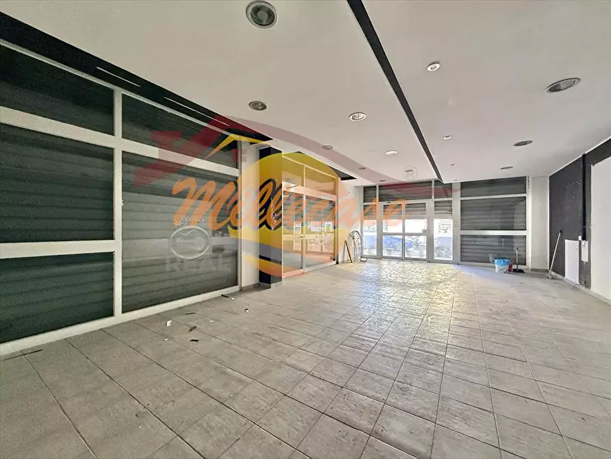 Immagine 1 di Locale commerciale in vendita  in VIALE ZECCHINO a Siracusa