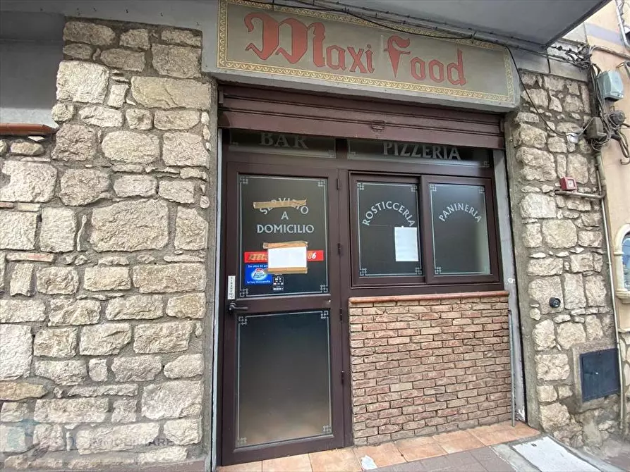 Immagine 1 di Locale commerciale in vendita  in via Padre La Pilusa 28 a San Giovanni Gemini