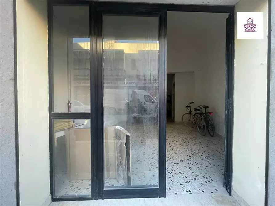 Immagine 1 di Locale commerciale in vendita  in via orti a Trapani