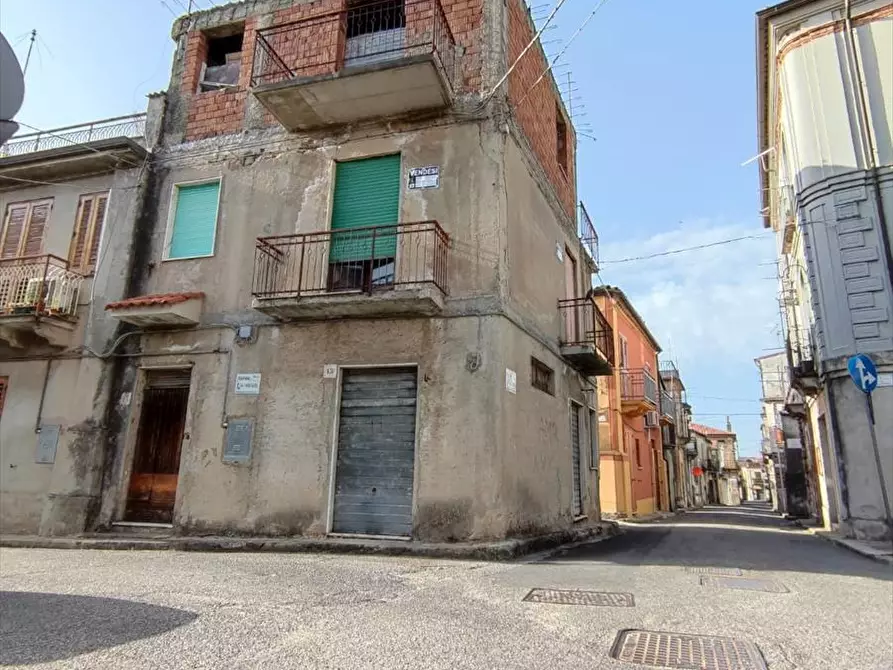Immagine 1 di Casa indipendente in vendita  in via giobbe a Cittanova