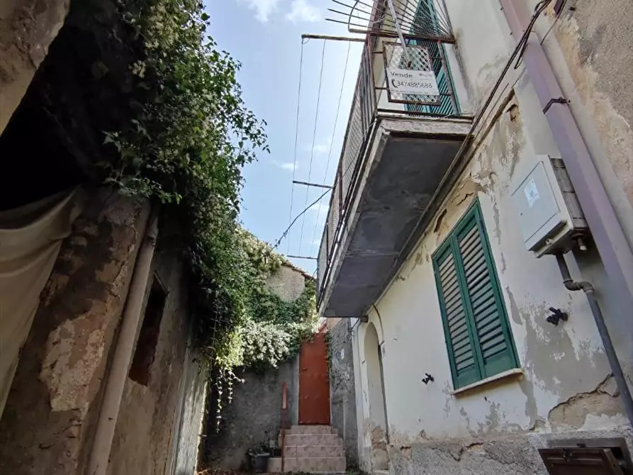 Immagine 2 di Casa indipendente in vendita  a Taurianova