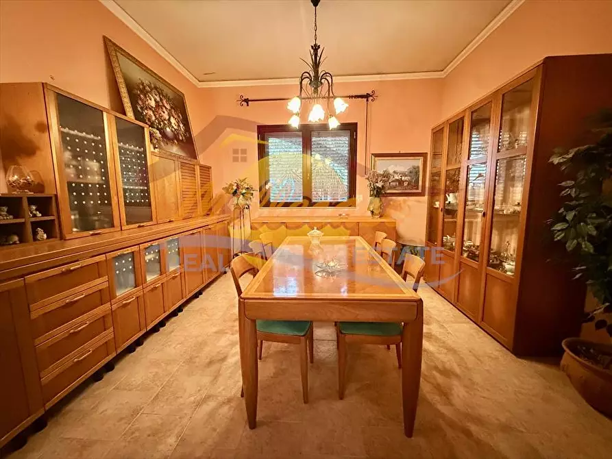 Immagine 4 di Villa in vendita  in viale Garrone a Siracusa