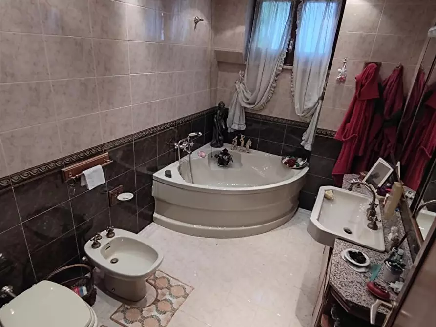 Immagine 8 di Villa in vendita  a Taurianova