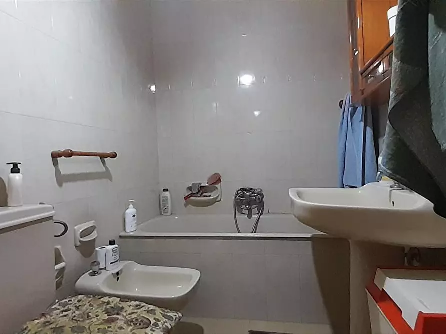 Immagine 11 di Appartamento in vendita  a Taurianova