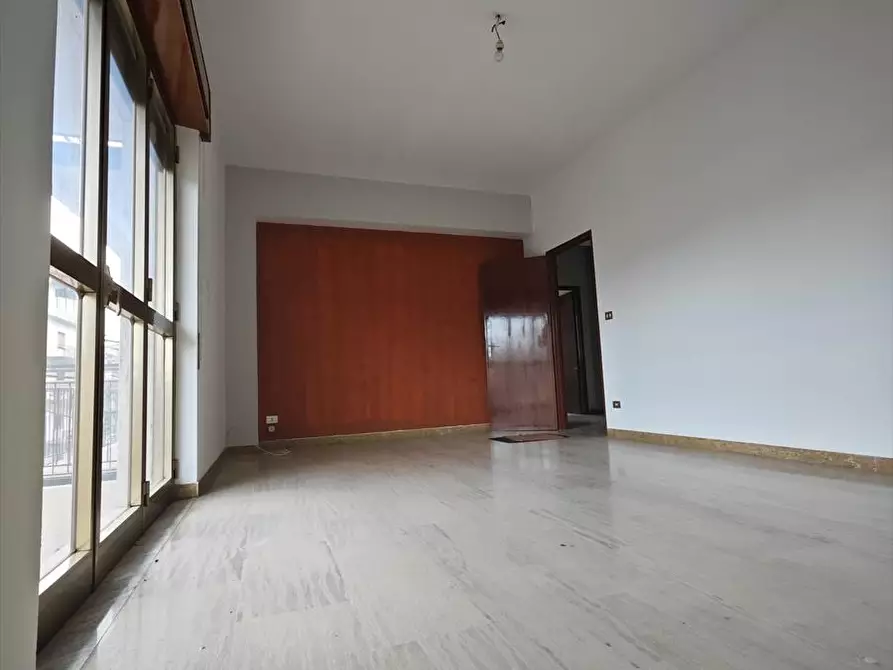 Immagine 5 di Appartamento in affitto  a Taurianova