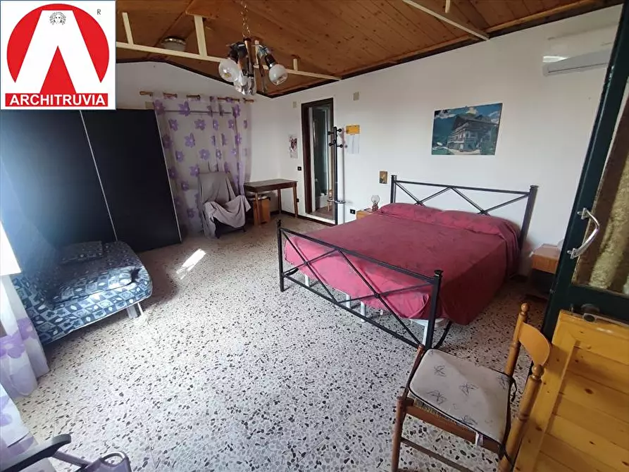 Immagine 11 di Terreno agricolo in vendita  in via due fontane a Caltanissetta