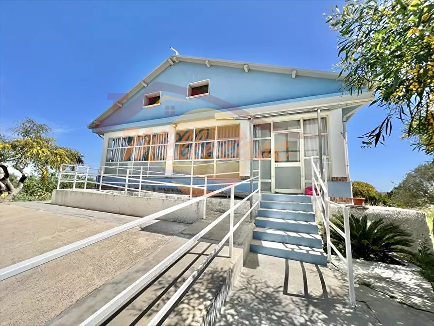 Immagine 13 di Villa in vendita  in VIA BRANCATI a Siracusa