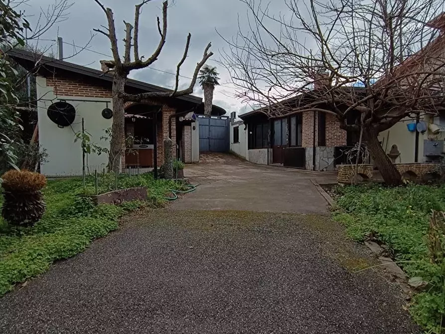 Immagine 14 di Abitazione tipica in affitto  a Taurianova