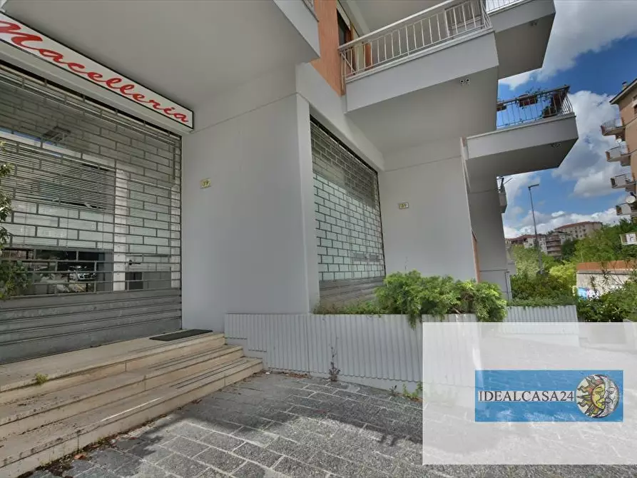 Immagine 3 di Locale residenziale in vendita  in macerata via Goffredo mameli 39 a Macerata