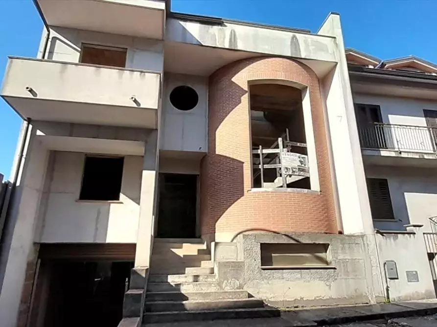 Immagine 2 di Villa in vendita  a Cittanova