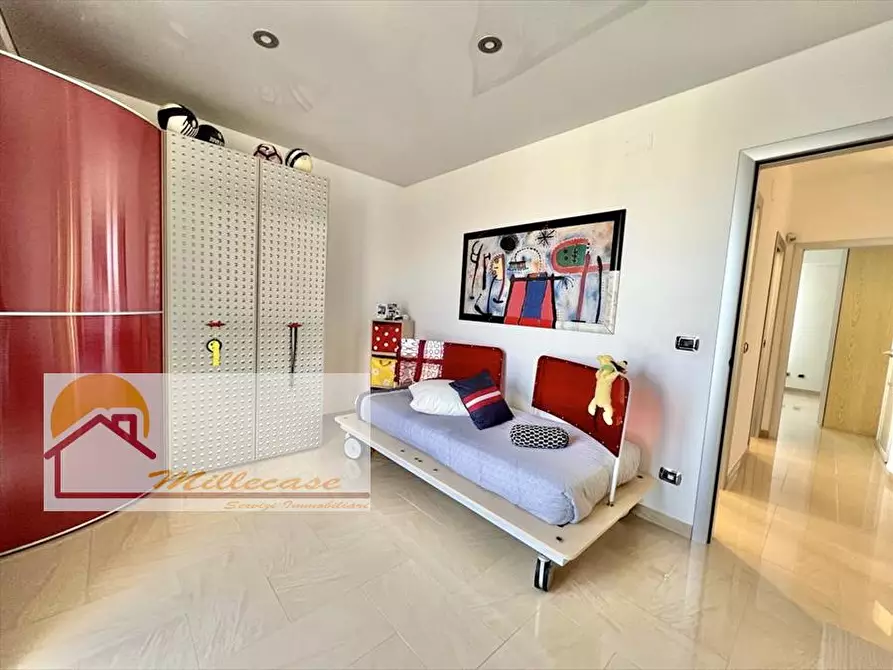 Immagine 23 di Appartamento in vendita  in VIA SERVI DI MARIA a Siracusa