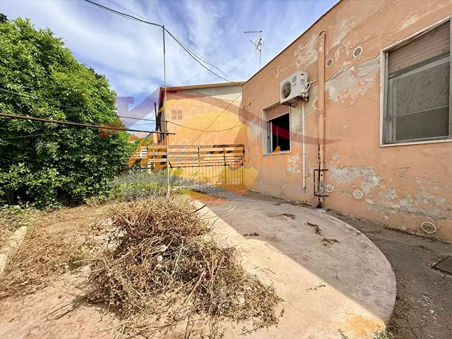 Immagine 4 di Villa in vendita  in VIALE GARRONE a Siracusa