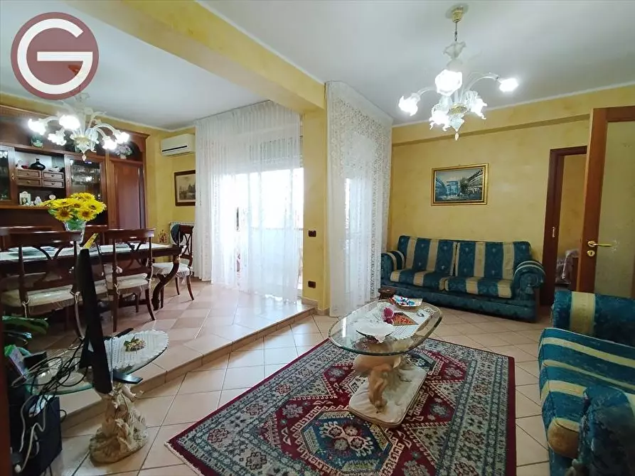 Immagine 5 di Appartamento in vendita  a Gioia Tauro