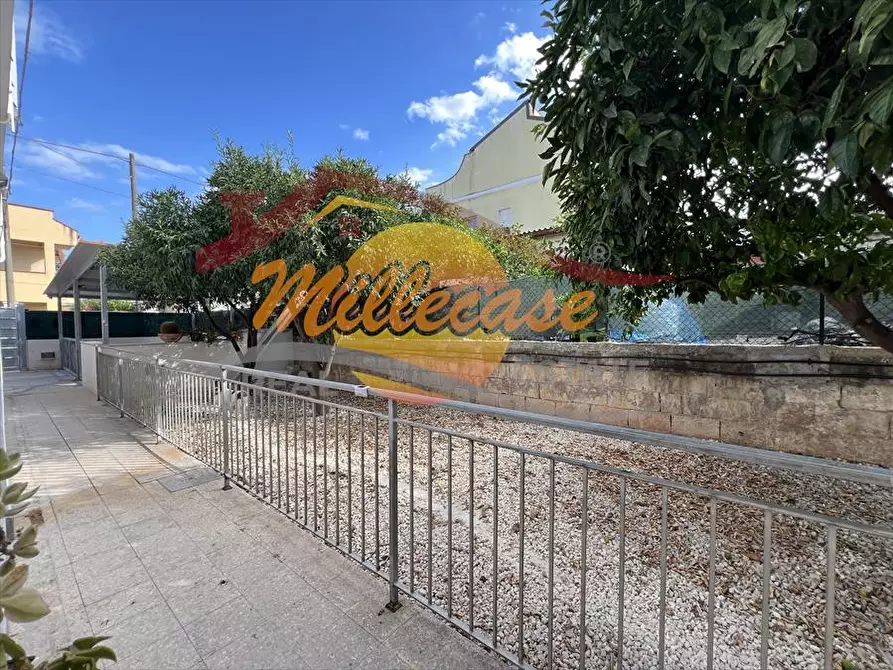 Immagine 10 di Appartamento in vendita  a Siracusa