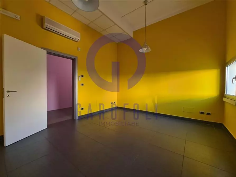 Immagine 12 di Ufficio in affitto  in Via Antichi Pastifici n.8 a Molfetta