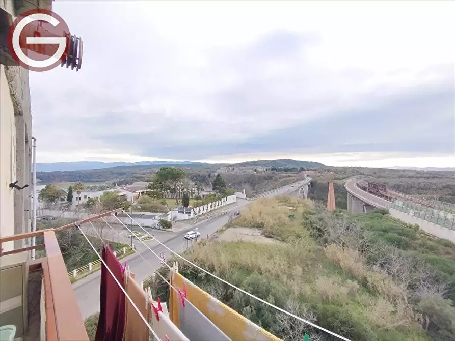 Immagine 26 di Appartamento in vendita  a Gioia Tauro