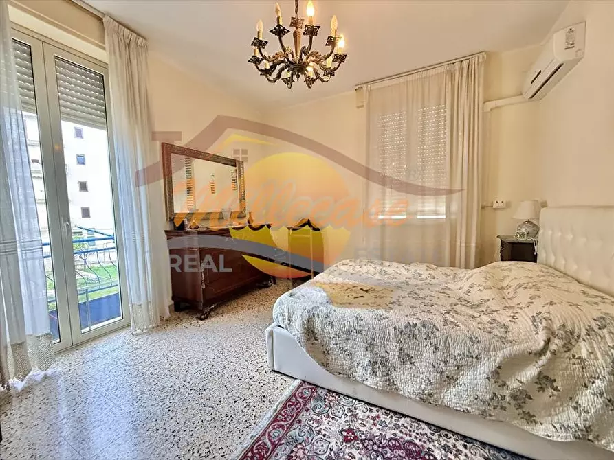 Immagine 3 di Appartamento in vendita  in via Daniele Monteleoni a Siracusa