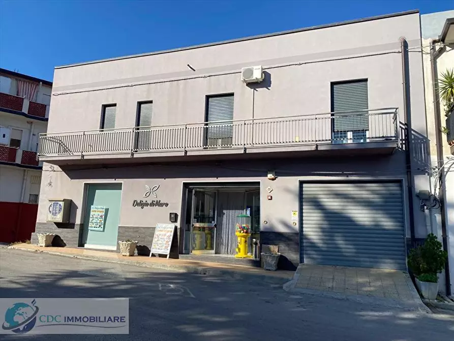 Immagine 1 di Locale commerciale in vendita  in Via Sacramento 93 a San Giovanni Gemini