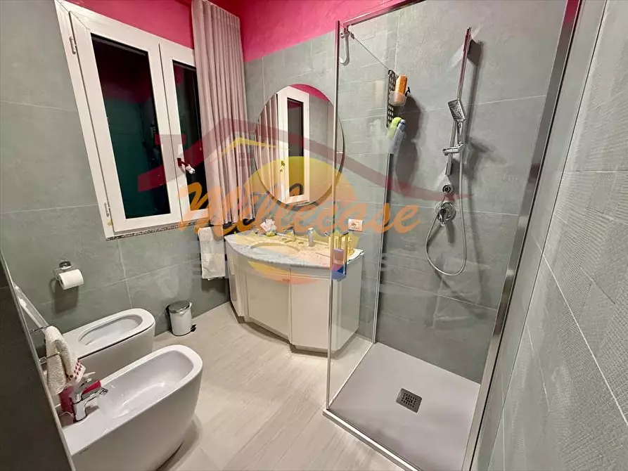 Immagine 14 di Villa in vendita  a Siracusa