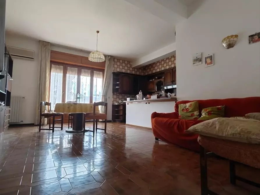 Immagine 10 di Appartamento in vendita  a Taurianova