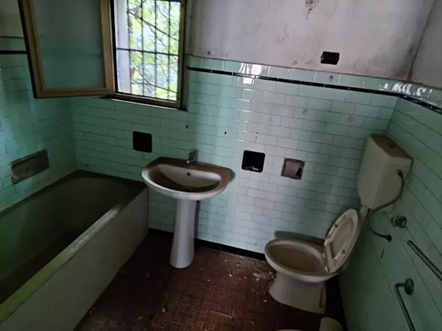 Immagine 10 di Casa indipendente in vendita  in VIA ROMA a Anoia