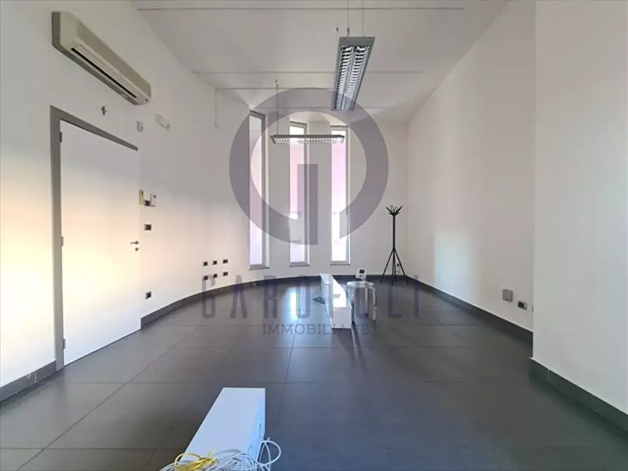 Immagine 14 di Ufficio in affitto  in Via Antichi Pastifici n.8 a Molfetta