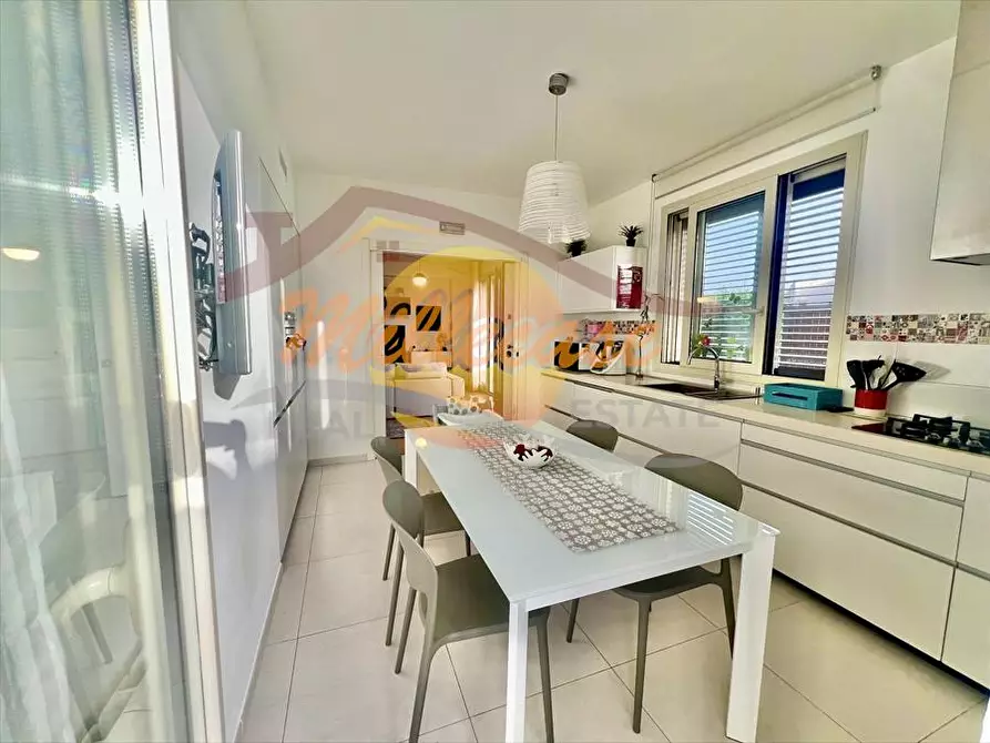 Immagine 19 di Villa in vendita  in VIA LUIGI MONTI a Siracusa
