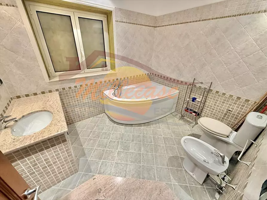 Immagine 3 di Appartamento in vendita  in PRESSI PARCO OZANAM a Siracusa