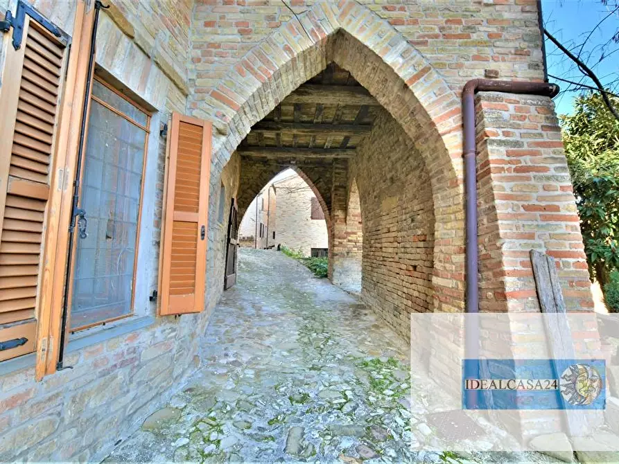Immagine 9 di Casa indipendente in vendita  in Loro Piceno Via Monte Grappa a Loro Piceno