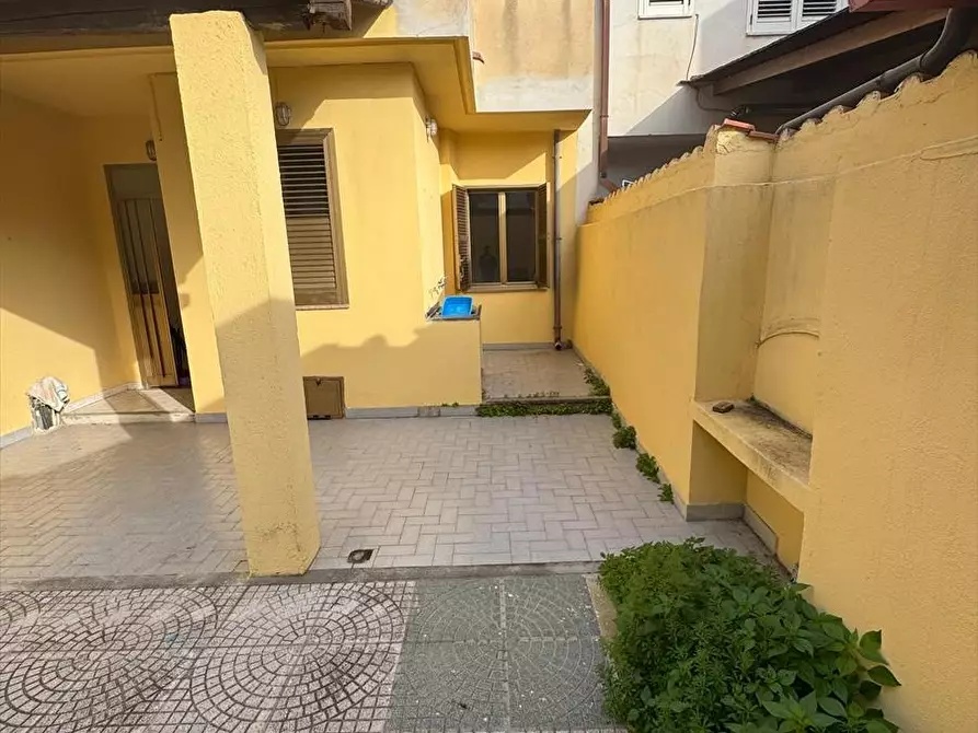 Immagine 10 di Casa indipendente in vendita  a San Ferdinando