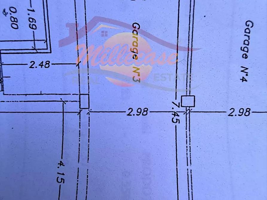 Immagine 5 di Garage in vendita  in VIA VANVITELLI a Siracusa