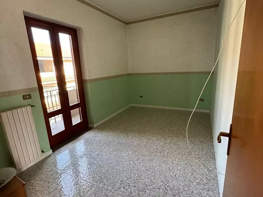 Immagine 10 di Appartamento in vendita  a Cinquefrondi