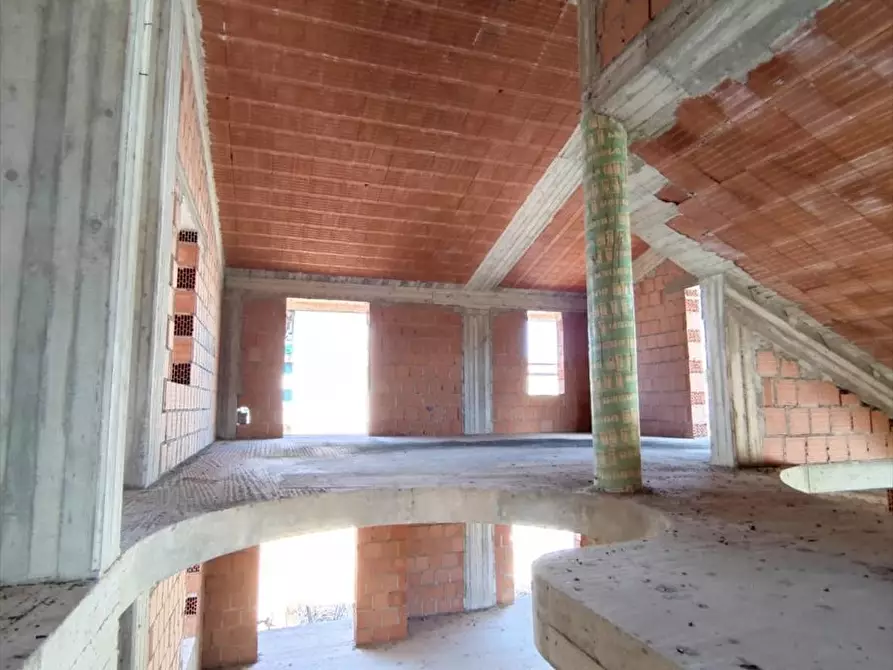 Immagine 5 di Villa in vendita  in parallela viale san martino a Taurianova