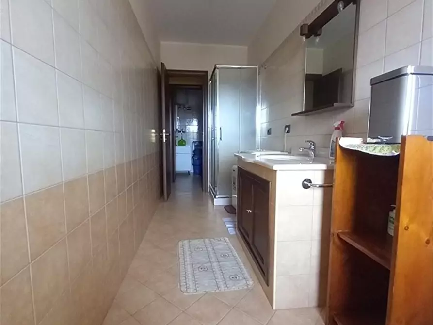 Immagine 18 di Appartamento in vendita  a Cinquefrondi