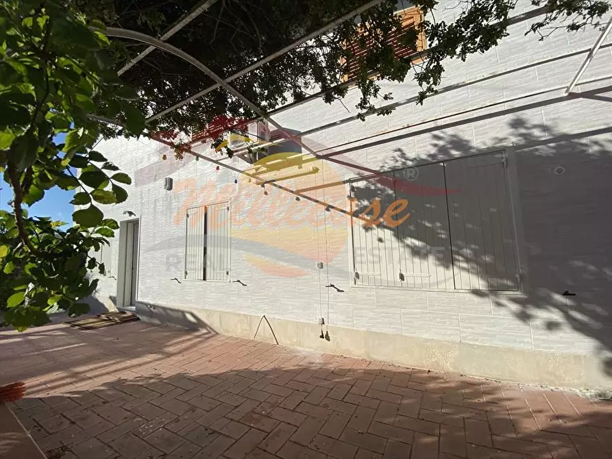 Immagine 18 di Villa in vendita  in VIA MARIA LIUGI MONTI a Siracusa